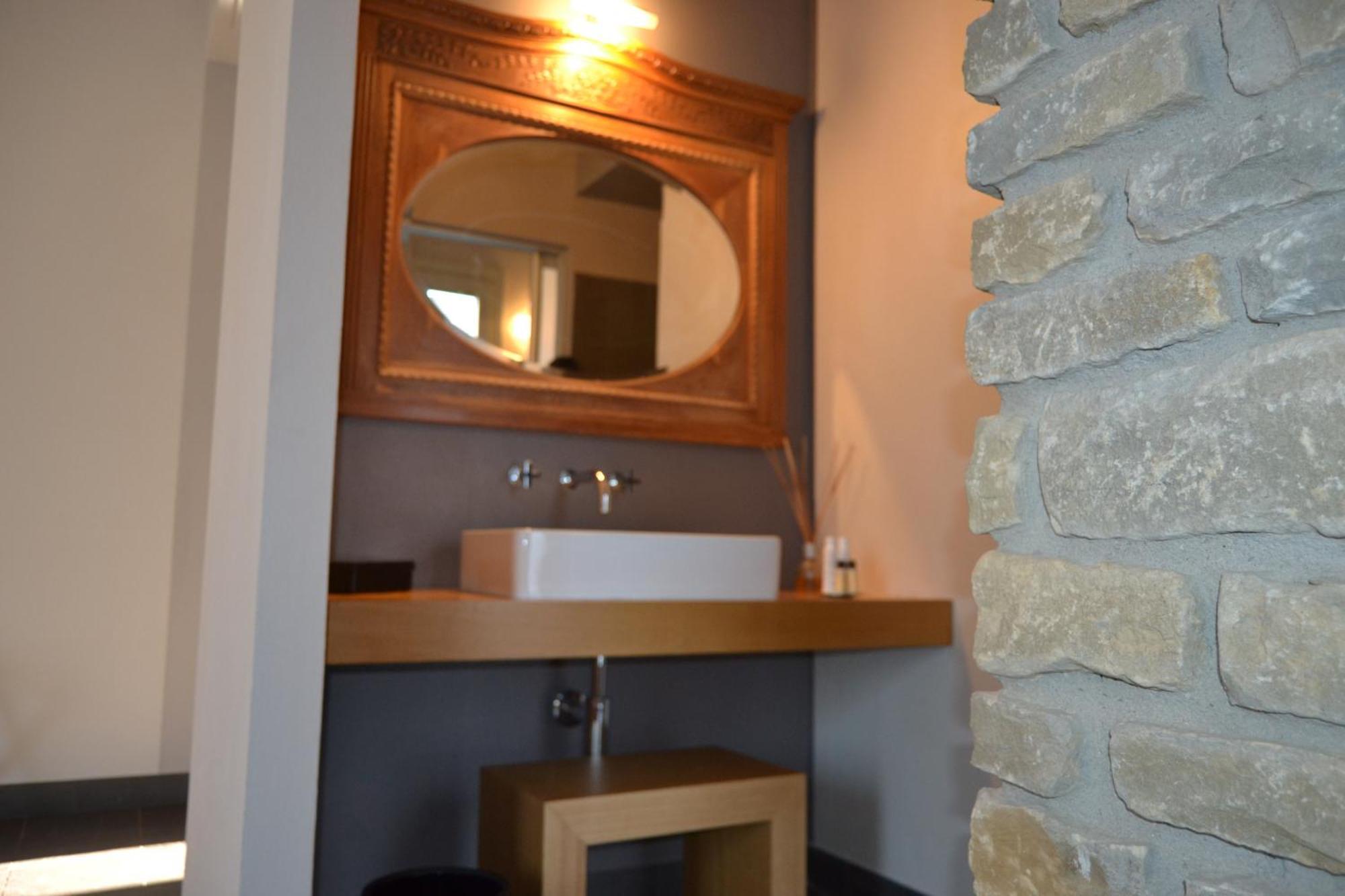 Relais Borgo Del Gallo Acqui Terme Rum bild