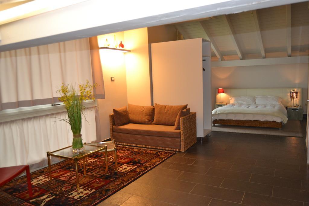 Relais Borgo Del Gallo Acqui Terme Rum bild