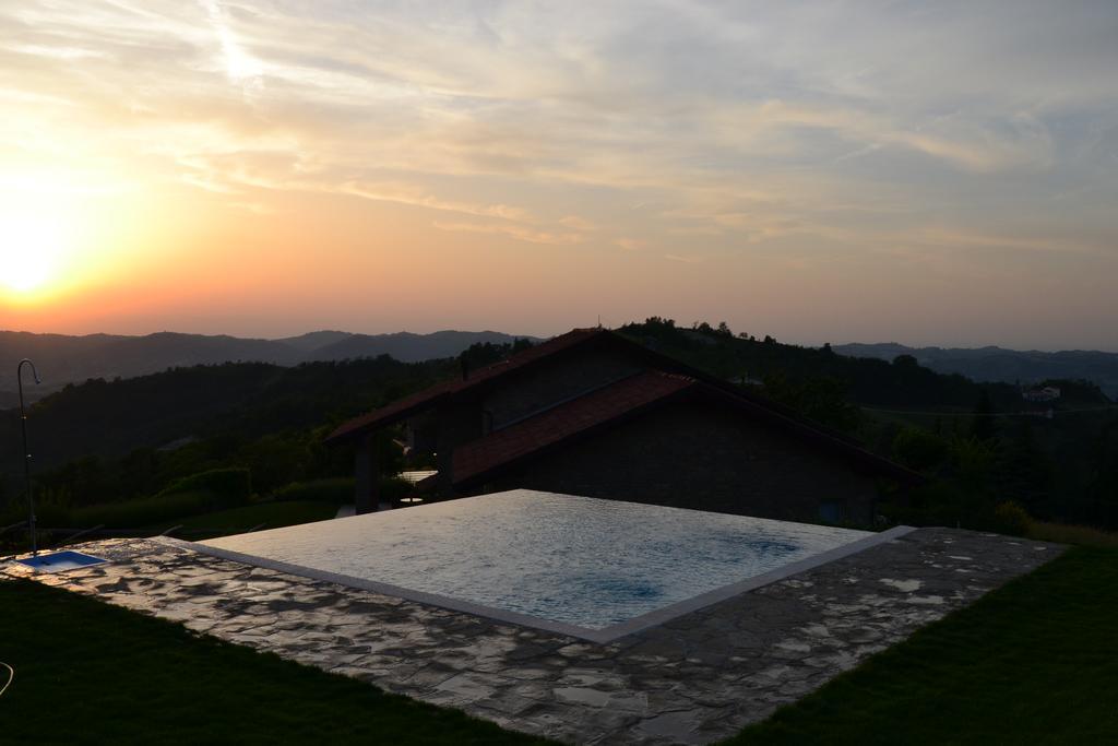 Relais Borgo Del Gallo Acqui Terme Exteriör bild
