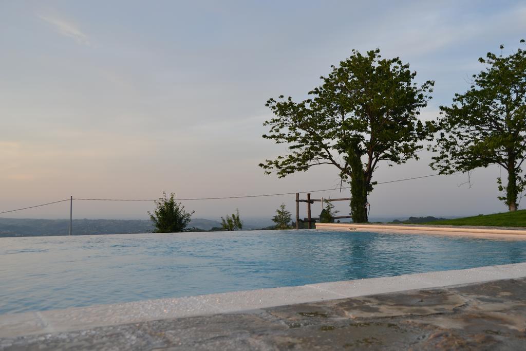 Relais Borgo Del Gallo Acqui Terme Exteriör bild