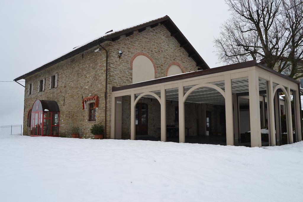 Relais Borgo Del Gallo Acqui Terme Exteriör bild